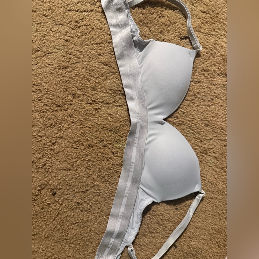 Victoria's Secret Elegant White Bra